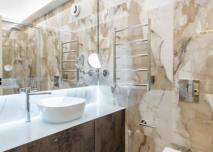 Sofapart Boutique * 索菲亞